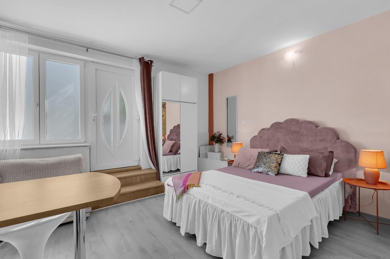 Apartments Barbara Makarska Eksteriør bilde