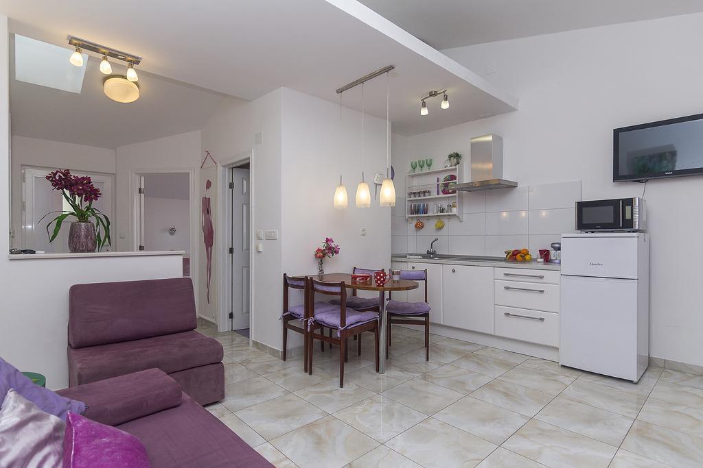 Apartments Barbara Makarska Eksteriør bilde