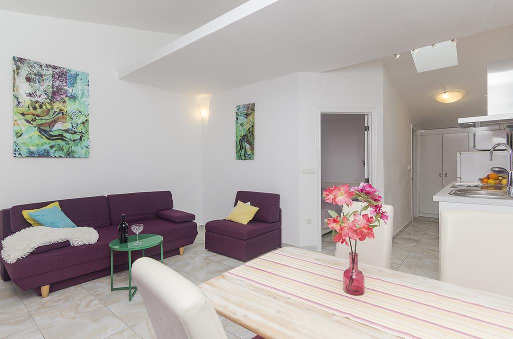 Apartments Barbara Makarska Eksteriør bilde